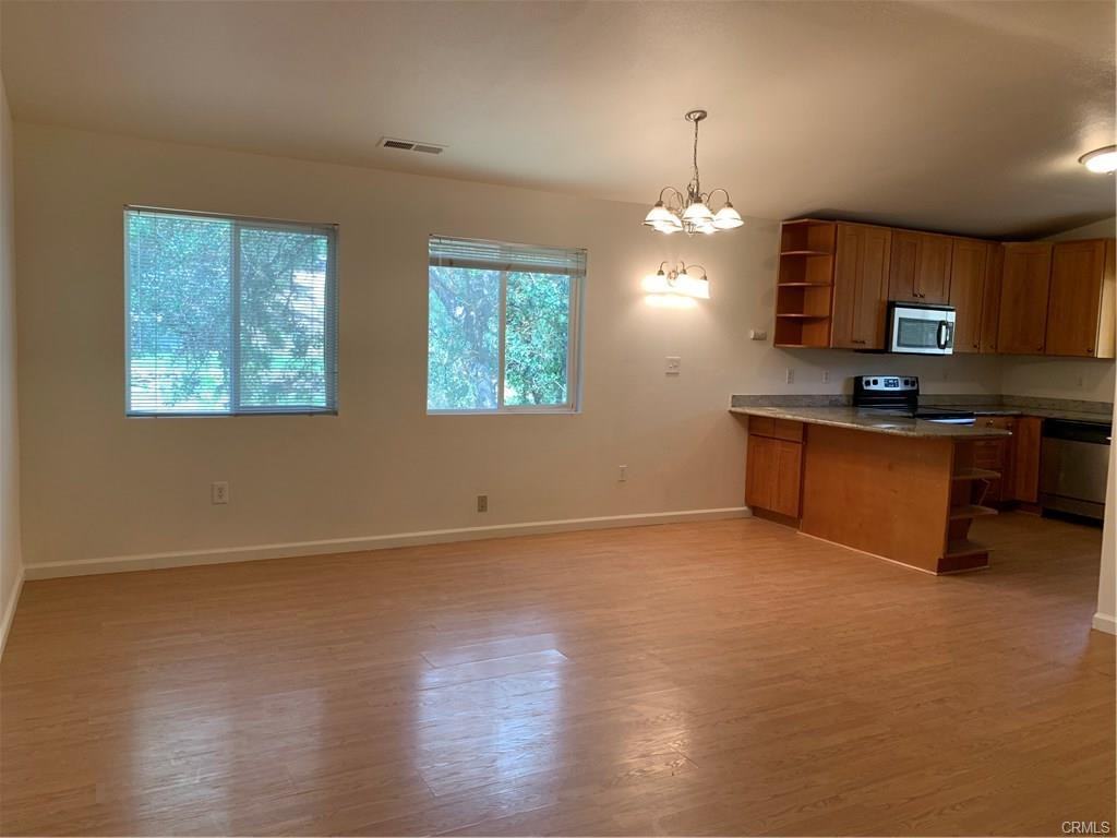 16111 40th Ave - Photo 2 of 5