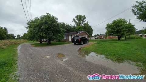 1736B 1736b Greenwood Rd - Photo 2 of 13