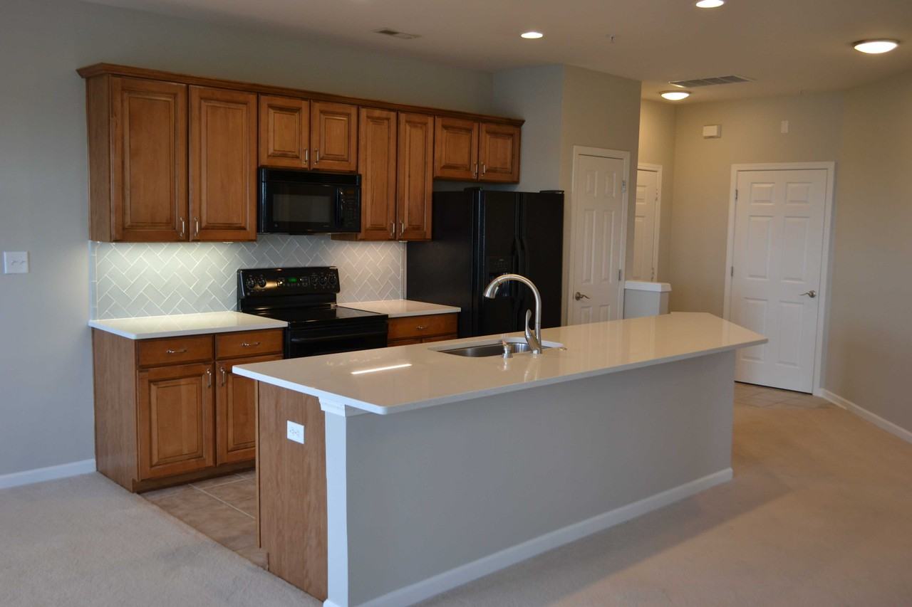 14369 San Paolo Lane - Photo 3 of 8