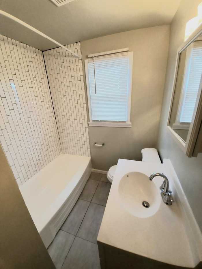 6534 Riverview Avenue - Photo 2 of 10