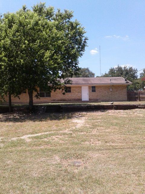 511 N Ave Y - Photo 2 of 12