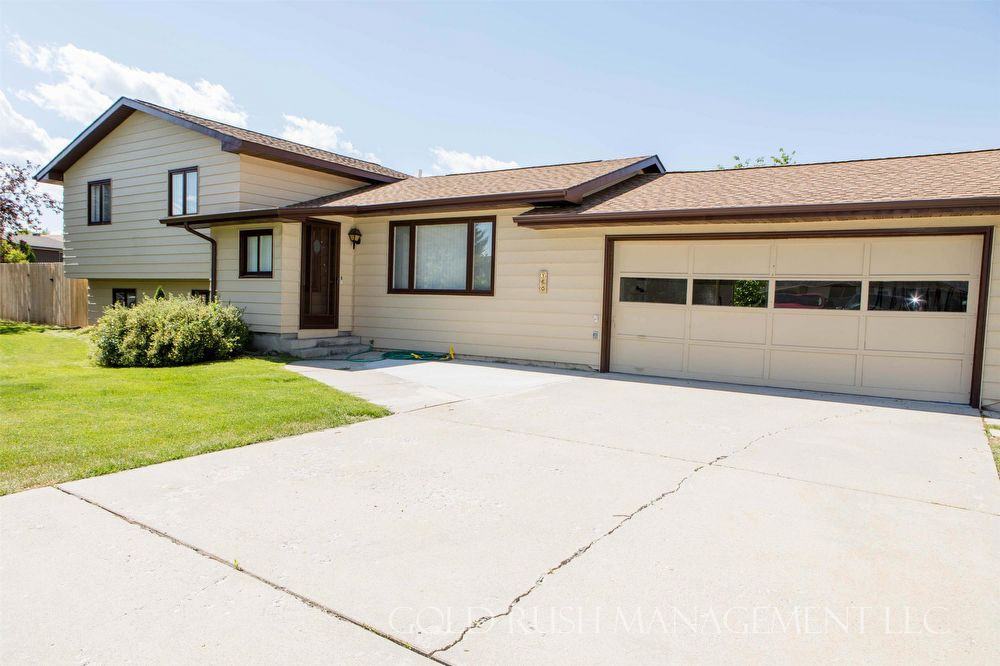 160 Briarwood Lane - Photo 2 of 31