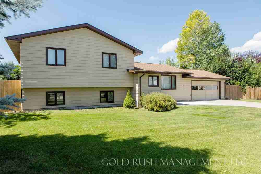 160 Briarwood Lane - Photo 3 of 31