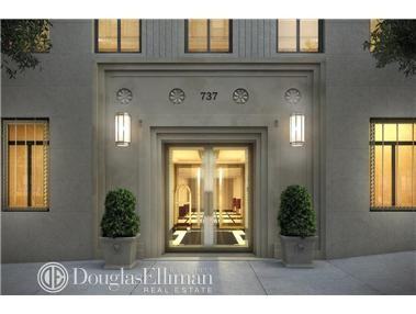 737 Park Ave #9C