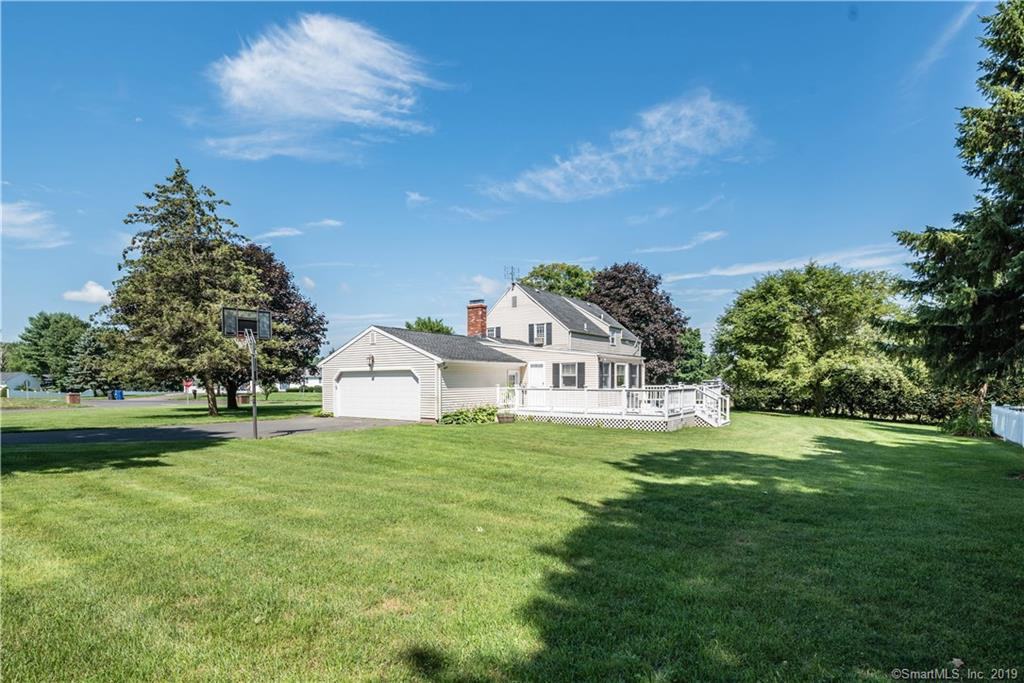 2 Pioneer Drive - Photo 3 of 40