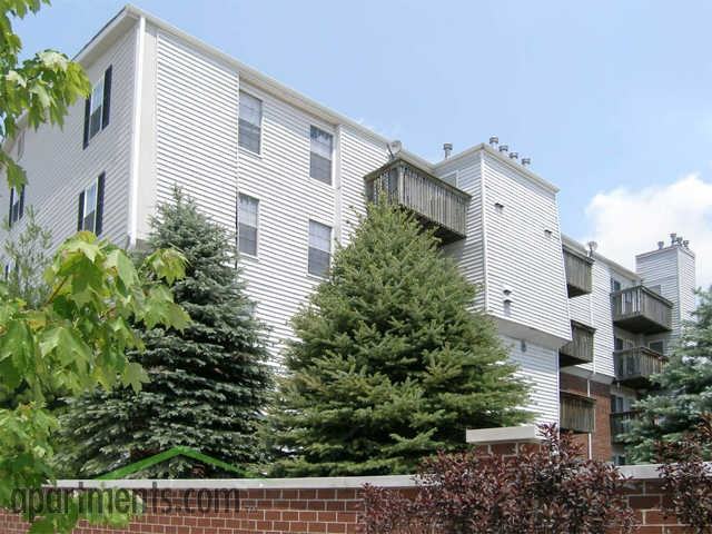 Crestview - Photo 3 of 11