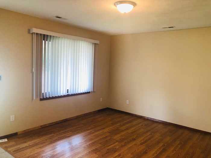 357 Chestnut Drive - Photo 3 of 7