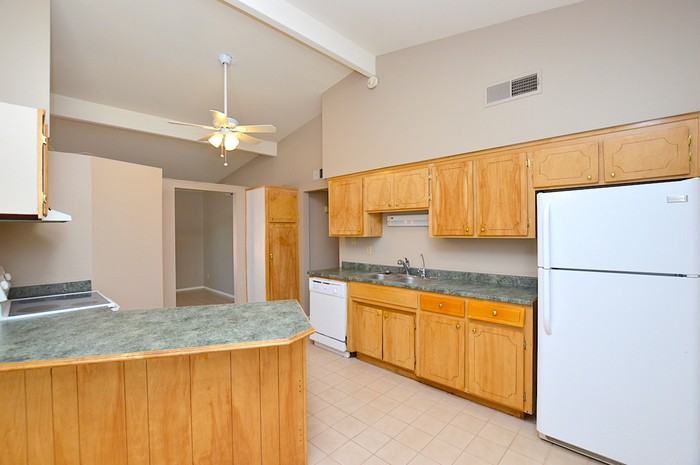 1251 East Loma Vista Drive - Photo 3 of 21
