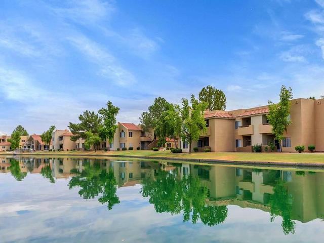 1300 W Warner Rd - Photo 2 of 14