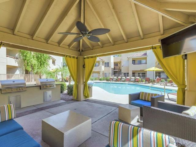 1300 W Warner Rd - Photo 6 of 14