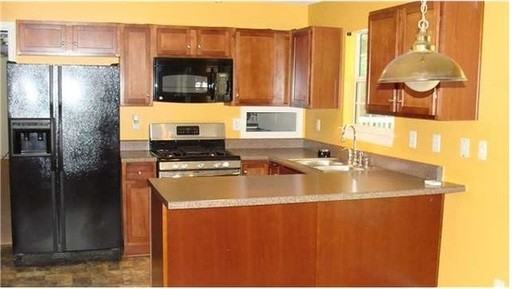 5202 Sylvan Ct - Photo 2 of 15
