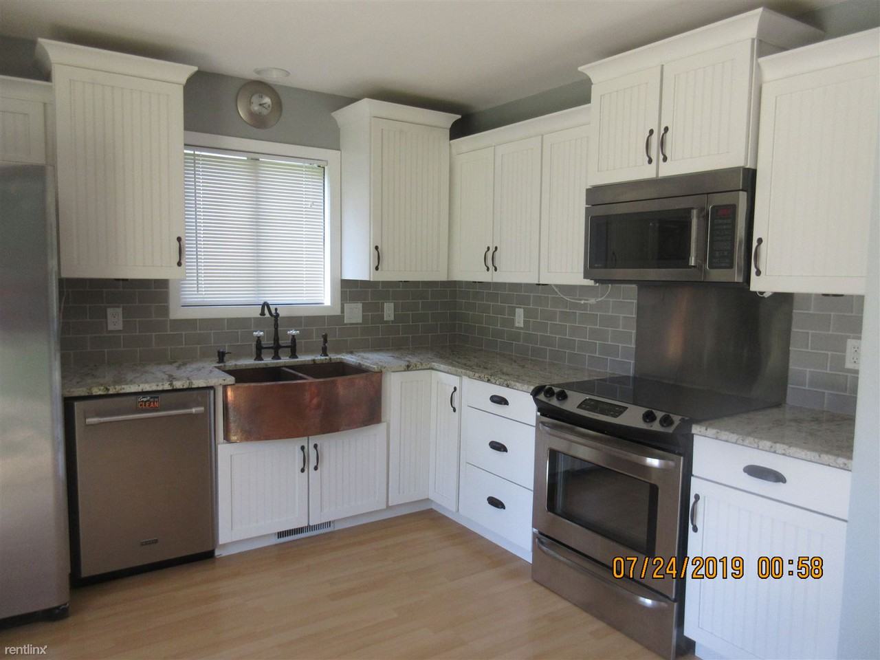 426 Stowell St Nw - Photo 3 of 11