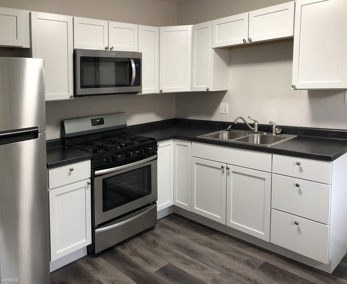 119 West North Street - Photo 3 of 9
