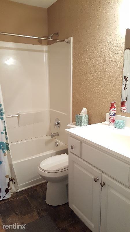 4201 S Minnie St 2 - Photo 2 of 2