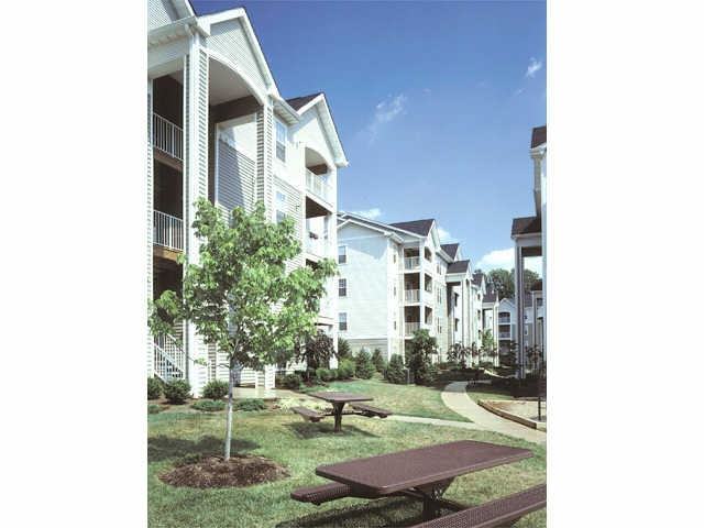 Sanger Place - Photo 3 of 7