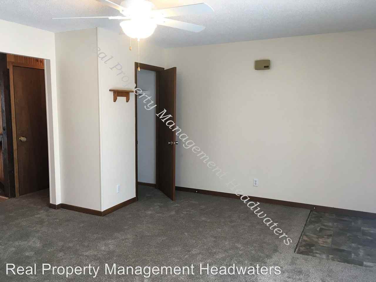 2109 / 2111 Townsend Avenue - Photo 3 of 14