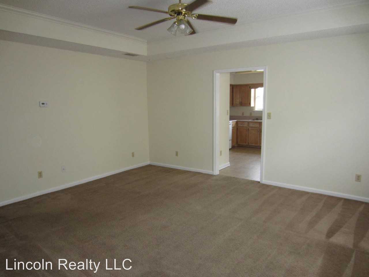 2907 Callaway Circle - Photo 2 of 8