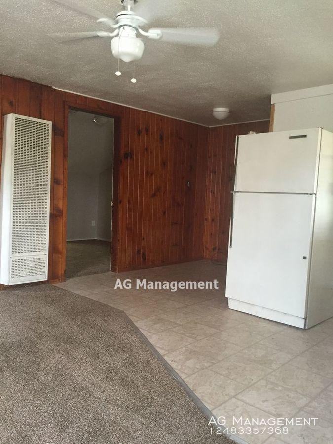 8615 Pontiac Lake Rd - Photo 3 of 9