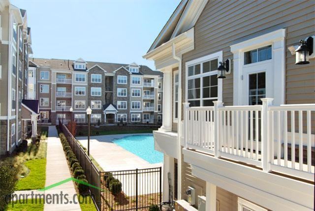 The Elms at Stoney Run Village - Photo 3 of 18