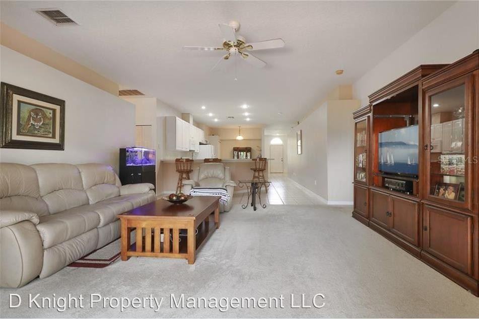 2319 Brixham Ave - Photo 2 of 26