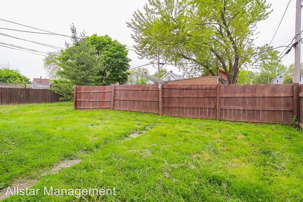 2717 Tate Avenue Up North #4 - Photo 2 of 19