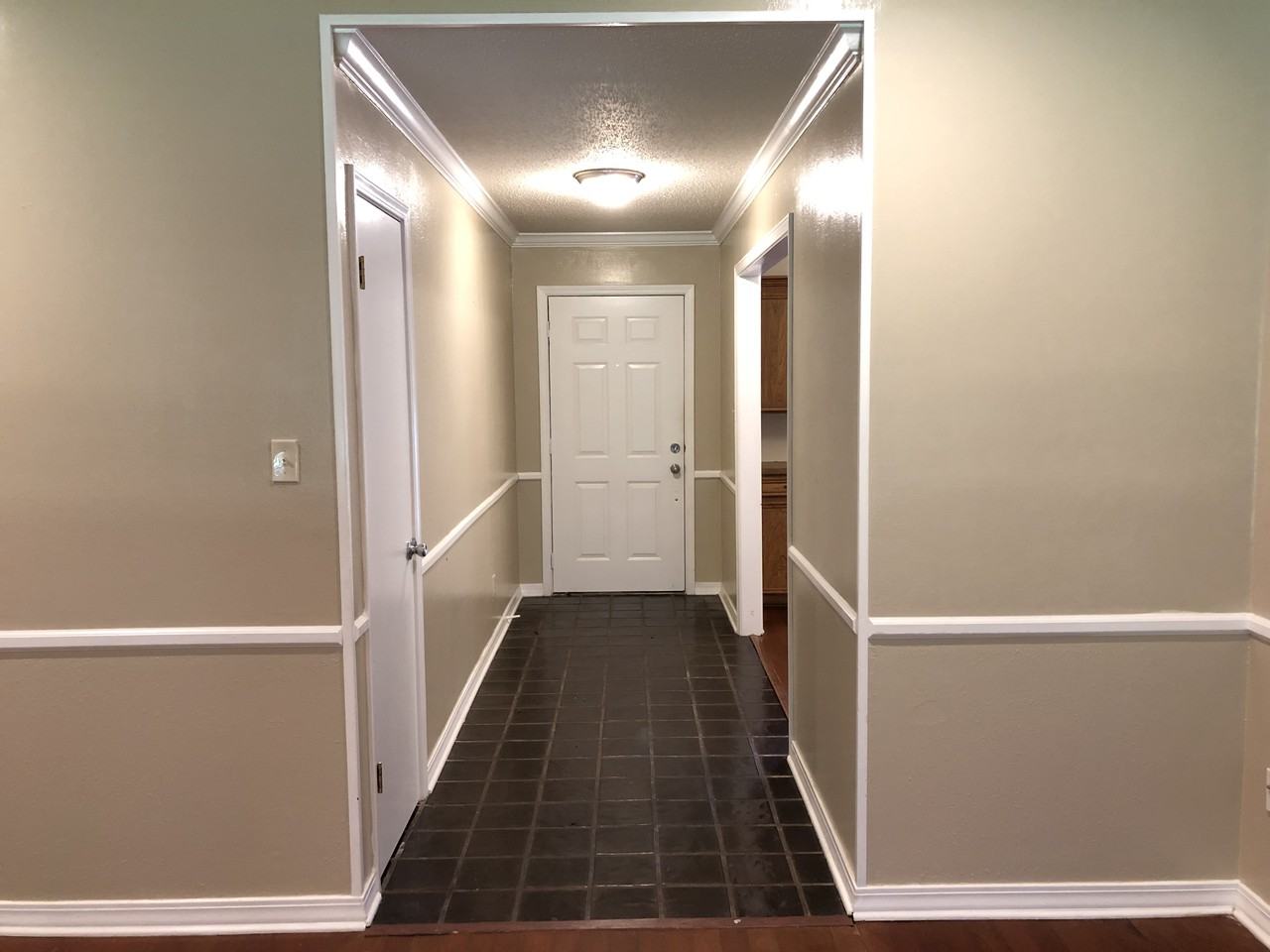 340 Hidden Hollow Dr - Photo 2 of 19