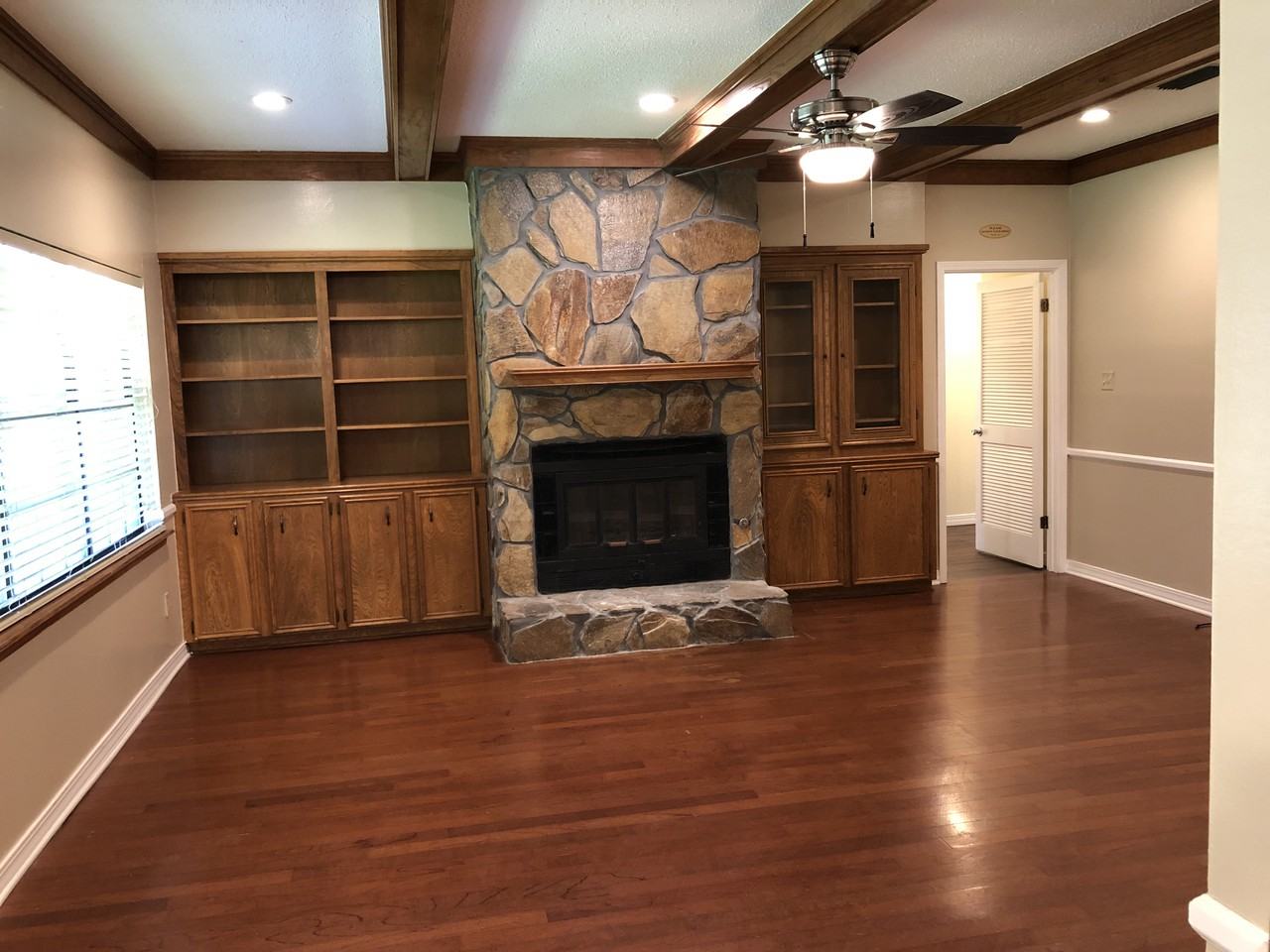 340 Hidden Hollow Dr - Photo 3 of 19