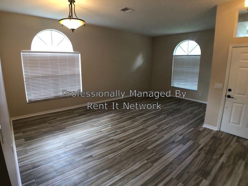 9727 Long Meadow Dr - Photo 3 of 19