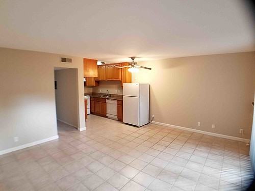 210 Calderon Avenue - Photo 7 of 9