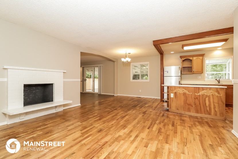 4202 79th Ave W - Photo 3 of 15