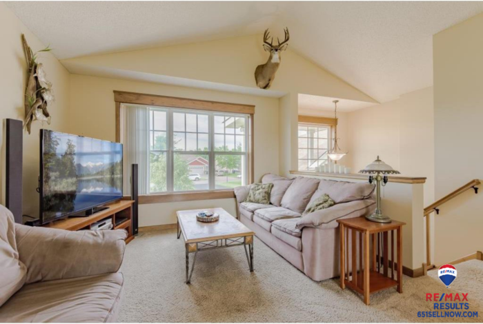 907 Wendover Street Northeast - Photo 3 of 11