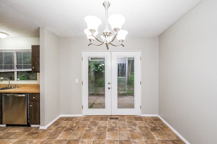 2532 Braintree Drive - Photo 3 of 9