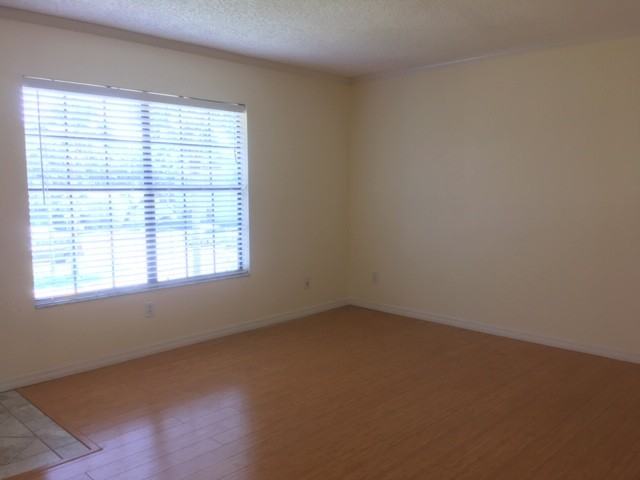 24 Brigantine Court - Photo 3 of 11