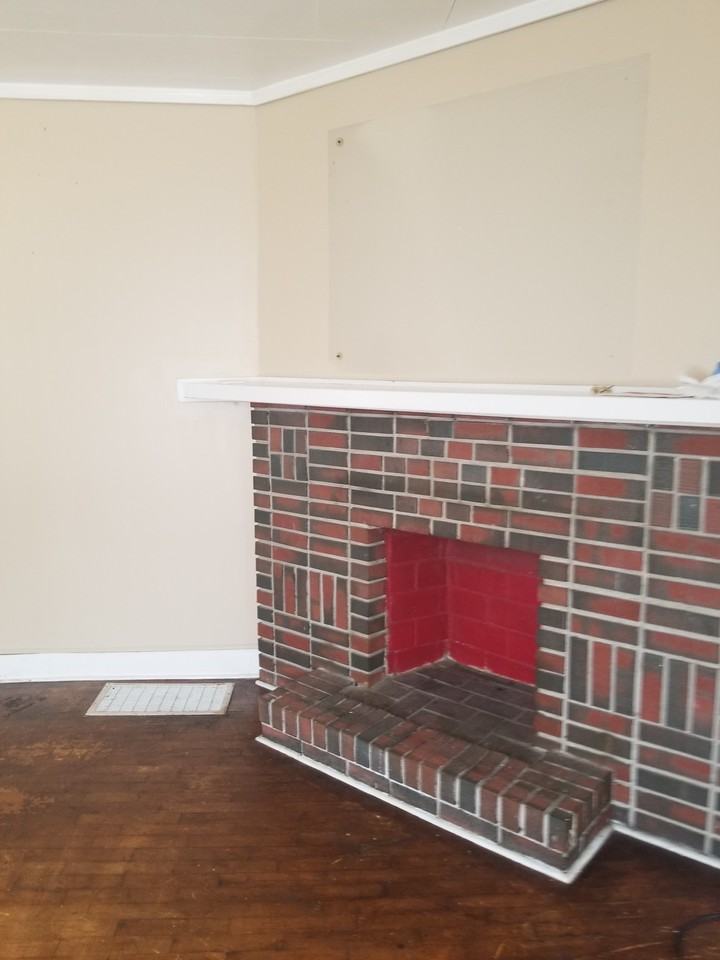 1323 1st Street North - Photo 3 of 7