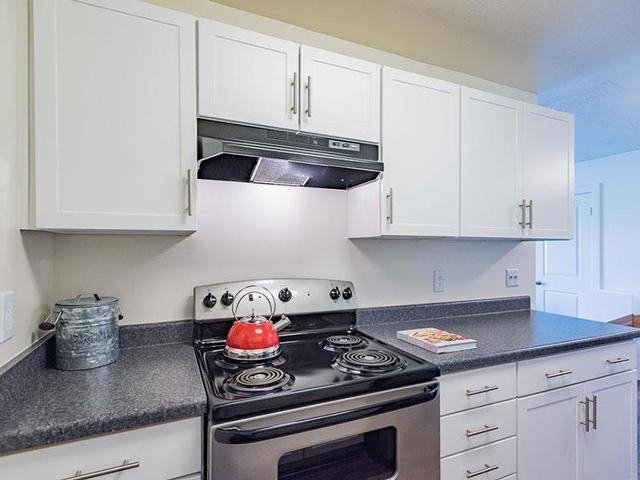 1153 North Redwood Road - Photo 3 of 30