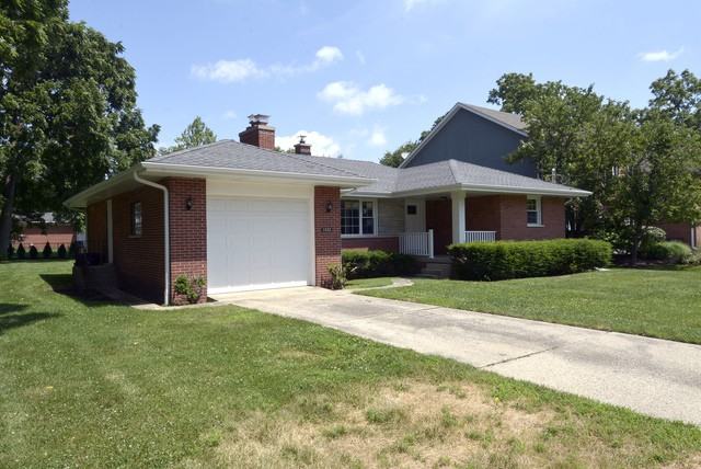 1222 Kensington - Photo 3 of 23