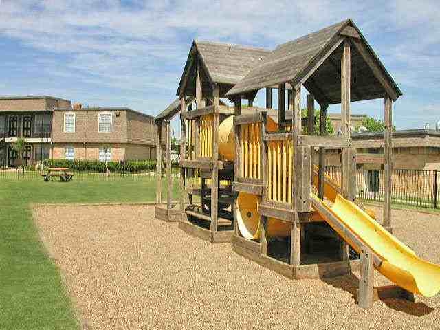 Scarsdale Park Apartments 11710 Algonquin Dr, Houston, TX 77089 Zumper