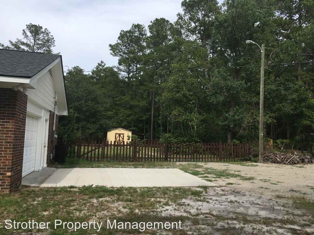 6405 Cedar Creek Rd - Photo 3 of 17