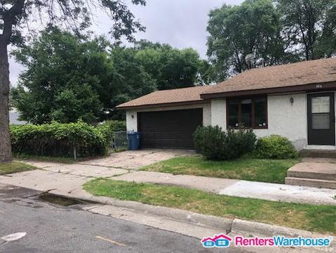 306 9th Avenue North East Mpls - Photo 2 of 10