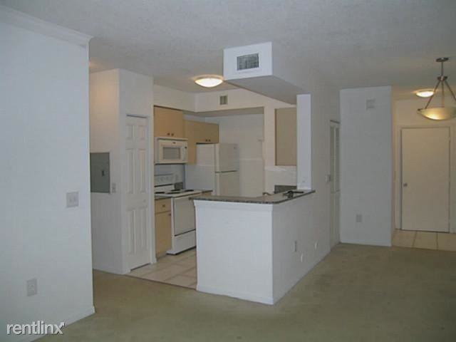 2474 Centergate Dr 3-104 - Photo 3 of 9