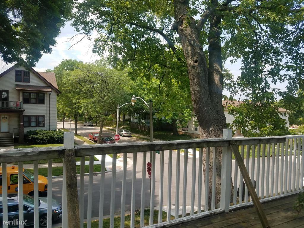 3476 N Bartlett Ave - Photo 2 of 15
