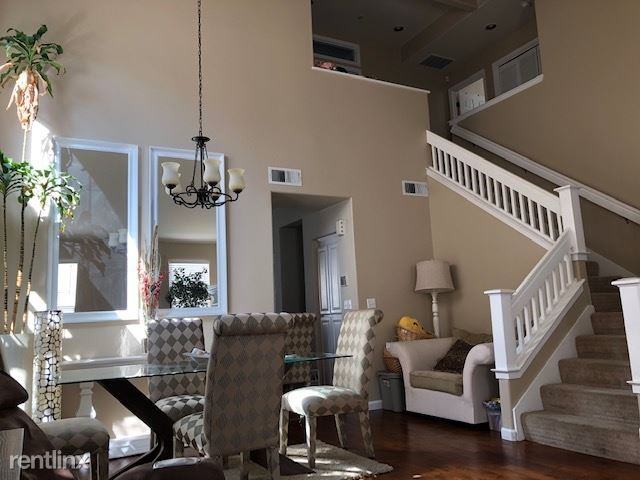 1523 Treviso Ave - Photo 3 of 15