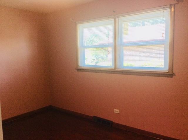 14342 Kildare - Photo 3 of 17