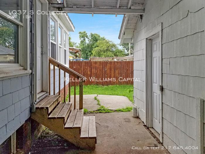 1037 S College - Photo 3 of 20
