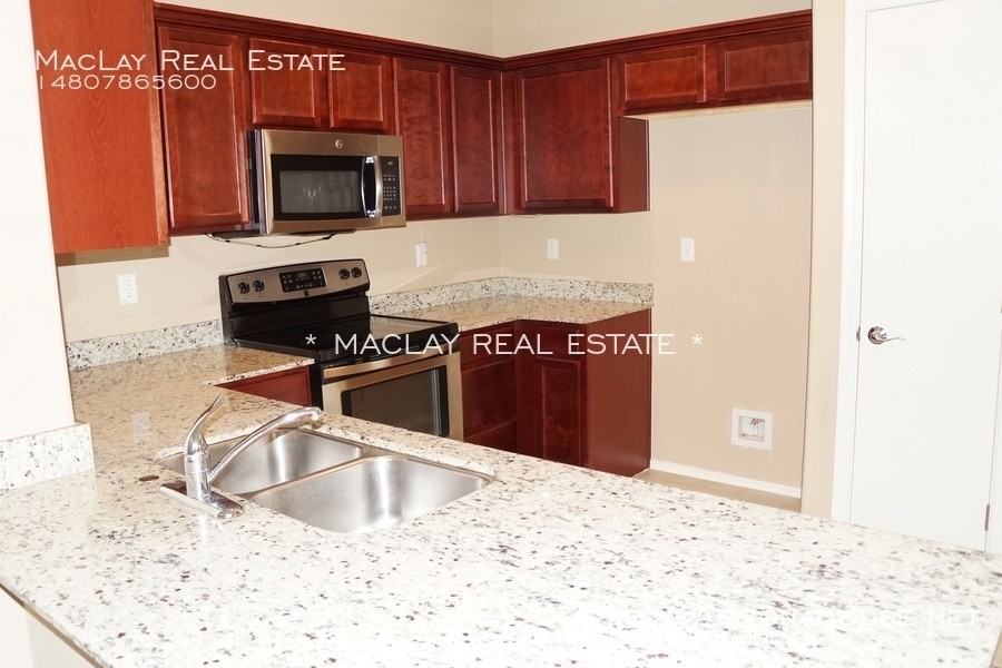 2538 N 73rd Dr - Photo 2 of 10