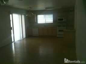 1734 West Wildwood - Photo 3 of 6