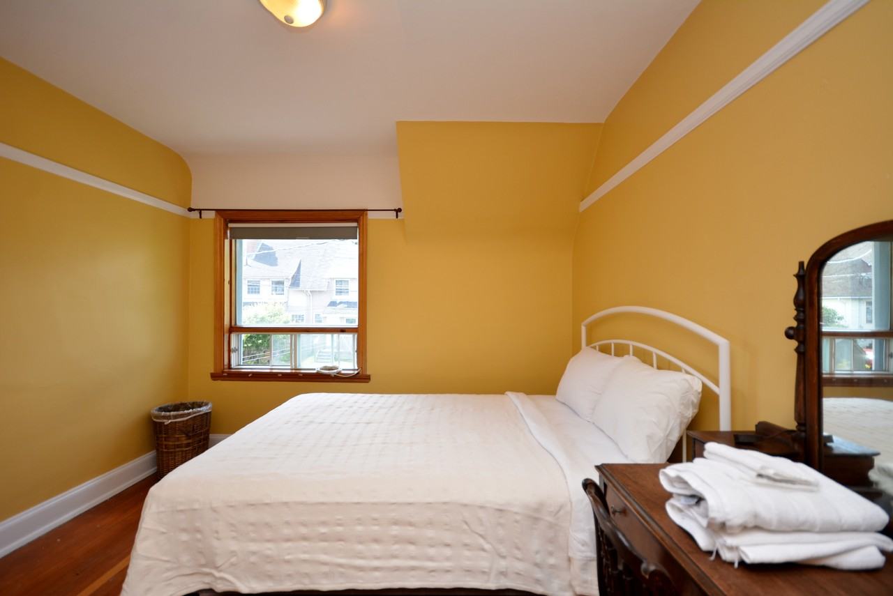 5513 Cabot Place - Photo 2 of 17