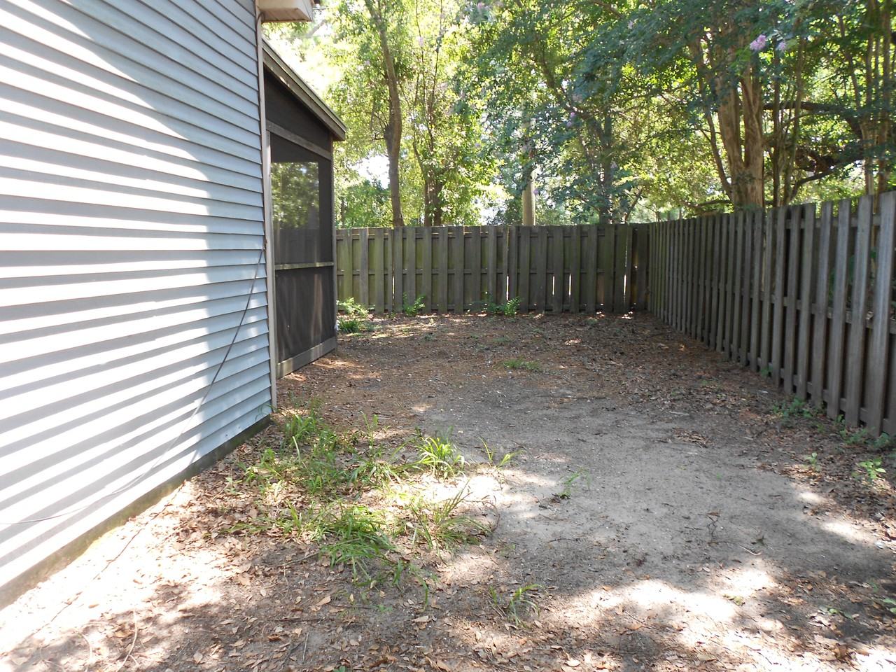 2084 Presidio Drive - Photo 5 of 31
