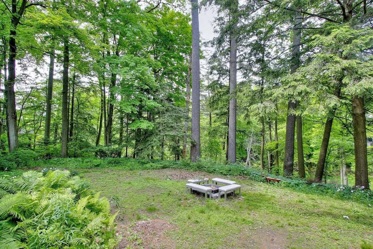 893 Longfellow Avenue - Photo 3 of 12