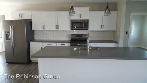 4727 E. Virginia Ave.